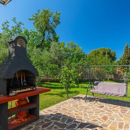 Holiday House Chill Out Loborika Marčana Dış mekan fotoğraf