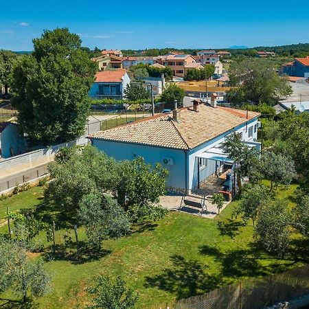 Holiday House Chill Out Loborika Marčana Dış mekan fotoğraf