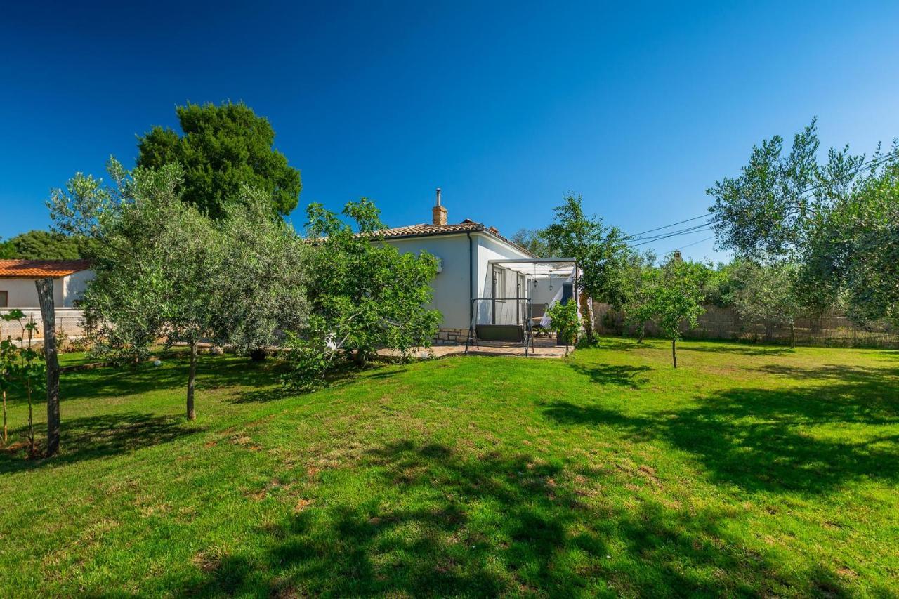 Holiday House Chill Out Loborika Marčana Dış mekan fotoğraf