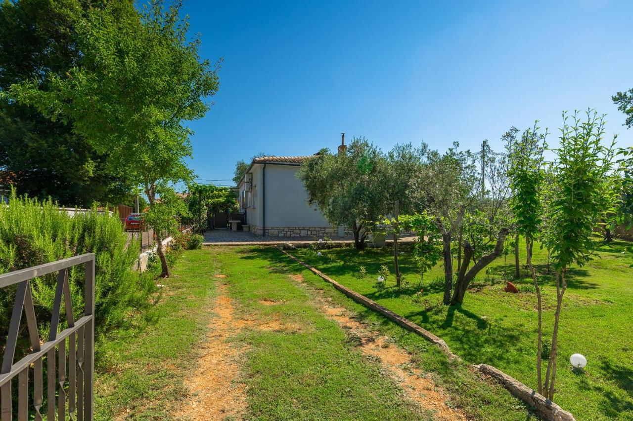 Holiday House Chill Out Loborika Marčana Dış mekan fotoğraf