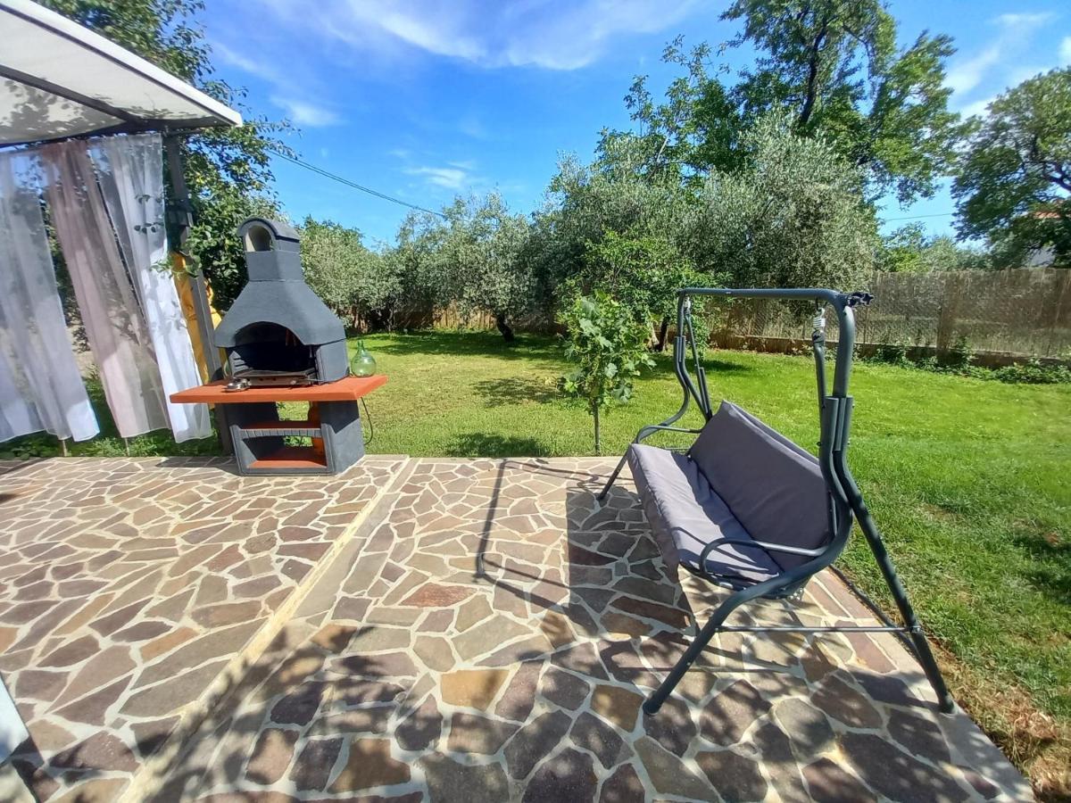 Holiday House Chill Out Loborika Marčana Dış mekan fotoğraf
